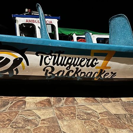 Hostel Tortuguero 7Backpackers Екстериор снимка