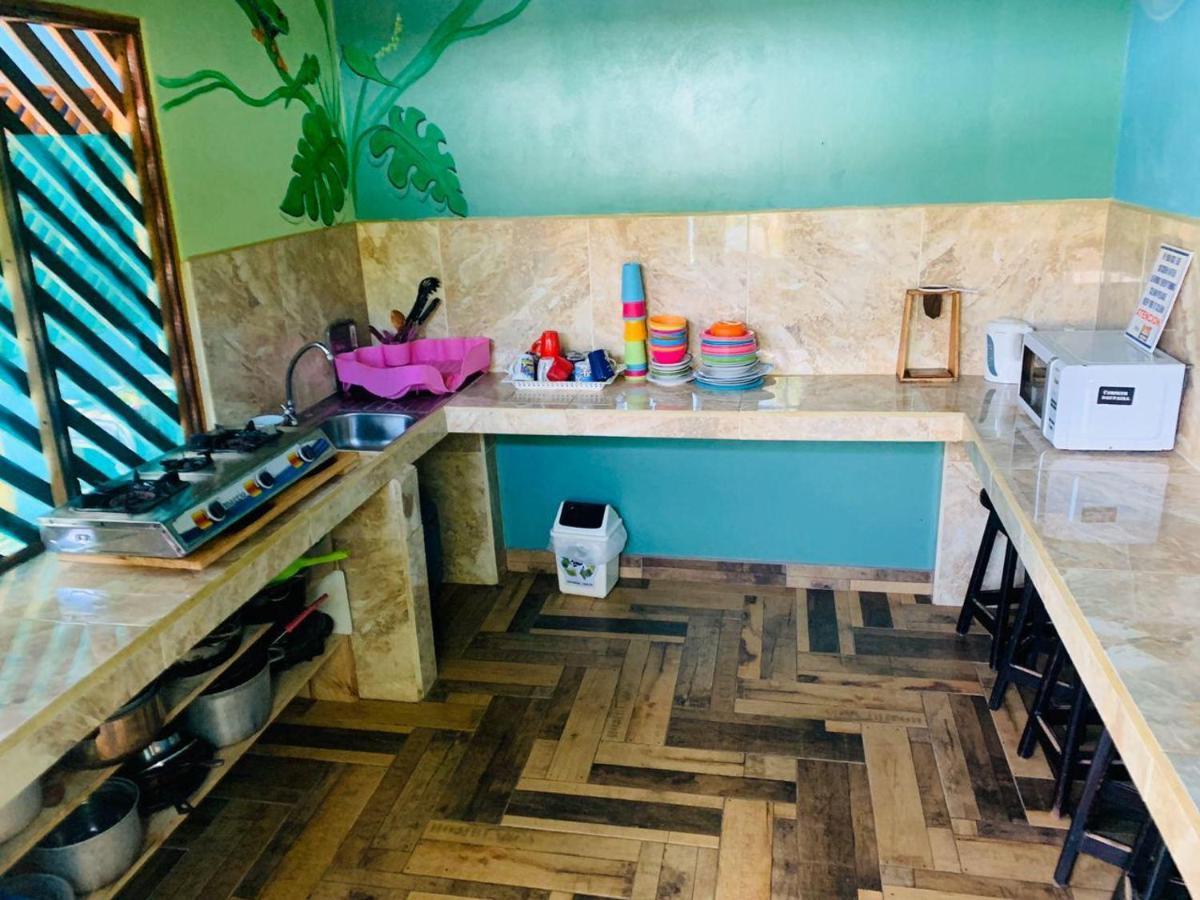 Hostel Tortuguero 7Backpackers Екстериор снимка
